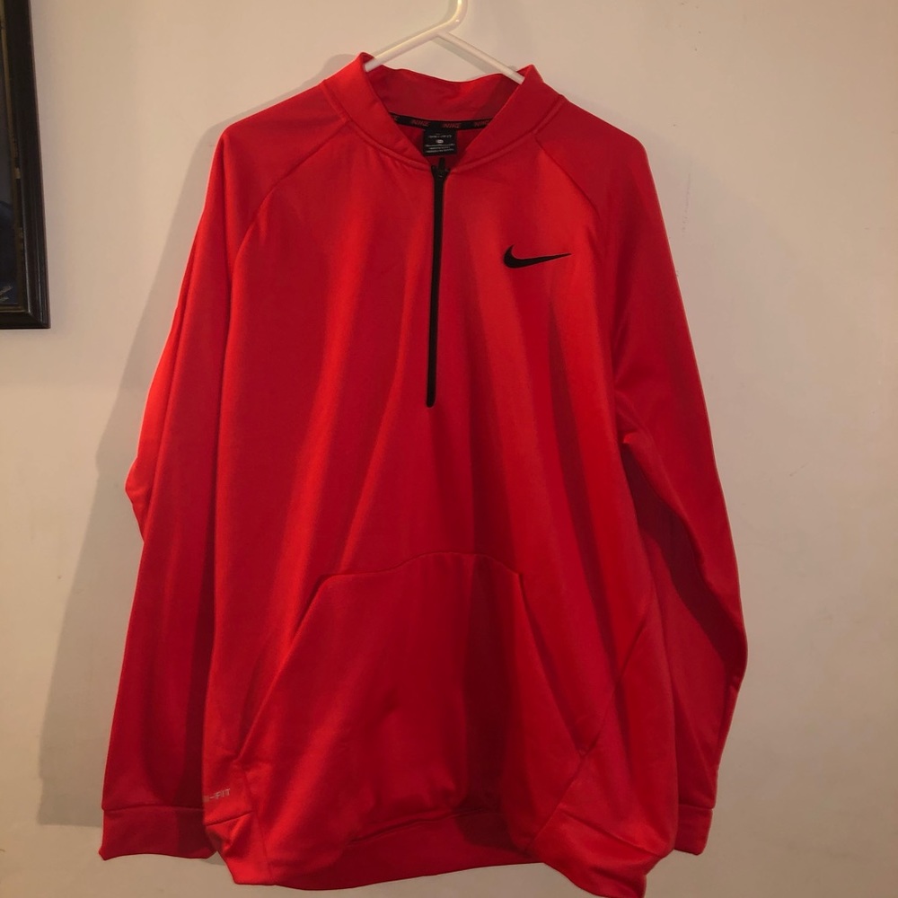 Nike dri-fit pullover Brand new
